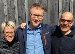 Christine und Ernst Muoser mit Montane CEO Jake Doxat