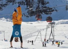 Schneebeben zeigt die Wintersportmöglichkeiten