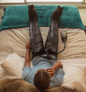 RECOVERY DE LUXE MIT NORMATEC 2.0 – DER GOLD STANDARD
